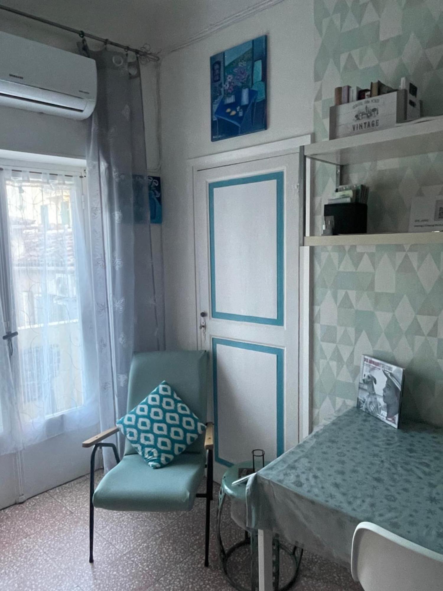 Welcome In The Cozy Blue Nest Pedestrian Ментона Екстериор снимка